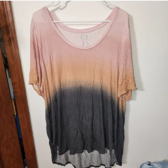 Maurices tshirt - Picture 1 of 4